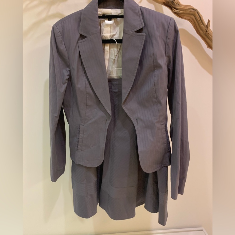 🌸Tara Jarmon Skirt Suit 🌸